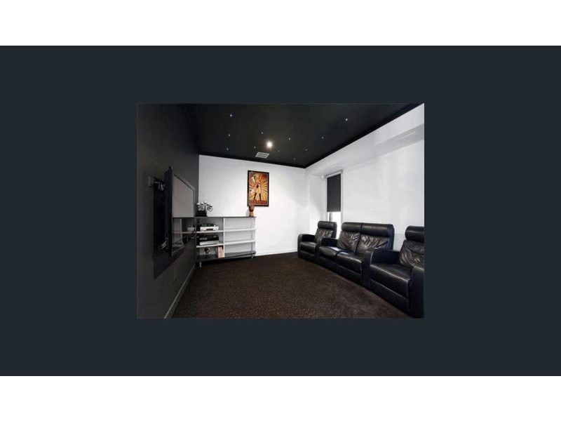 17 Waterline Close, Mount Coolum QLD 4573