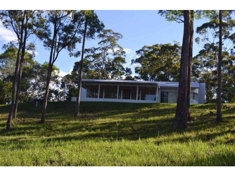 210 Tallgum Avenue, Doonan QLD 4562