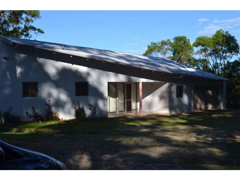 210 Tallgum Avenue, Doonan QLD 4562