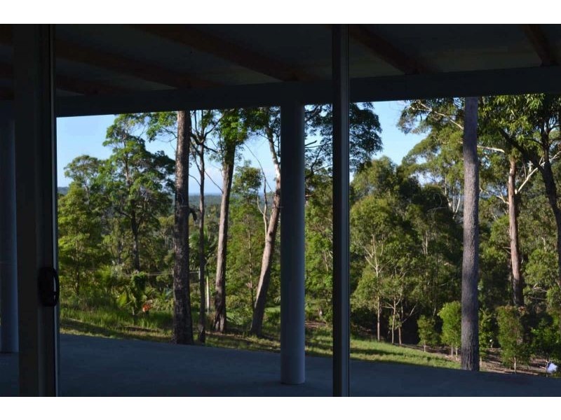 210 Tallgum Avenue, Doonan QLD 4562