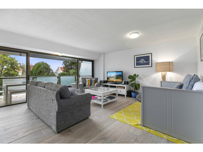 11/6 Edgar Bennett ave, Noosa Heads QLD 4567