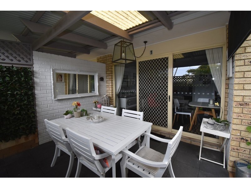 1/3 Sylvia Sreet, Noosaville QLD 4566