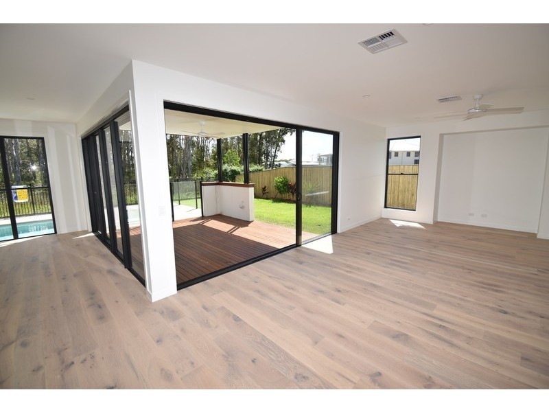 154 Balgownie Drive, Peregian Springs QLD 4573