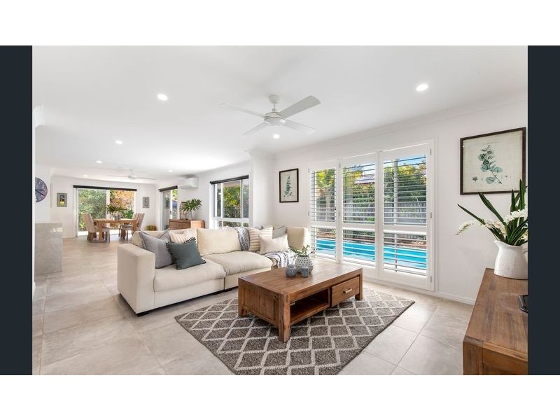 6 Mizzen Crt, Noosa Waters QLD 4566