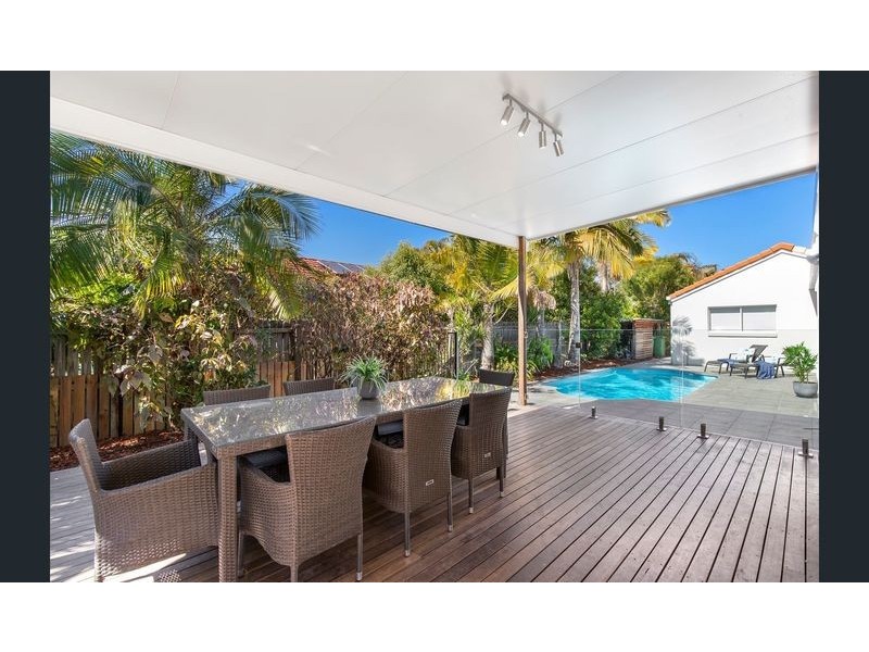6 Mizzen Crt, Noosa Waters QLD 4566