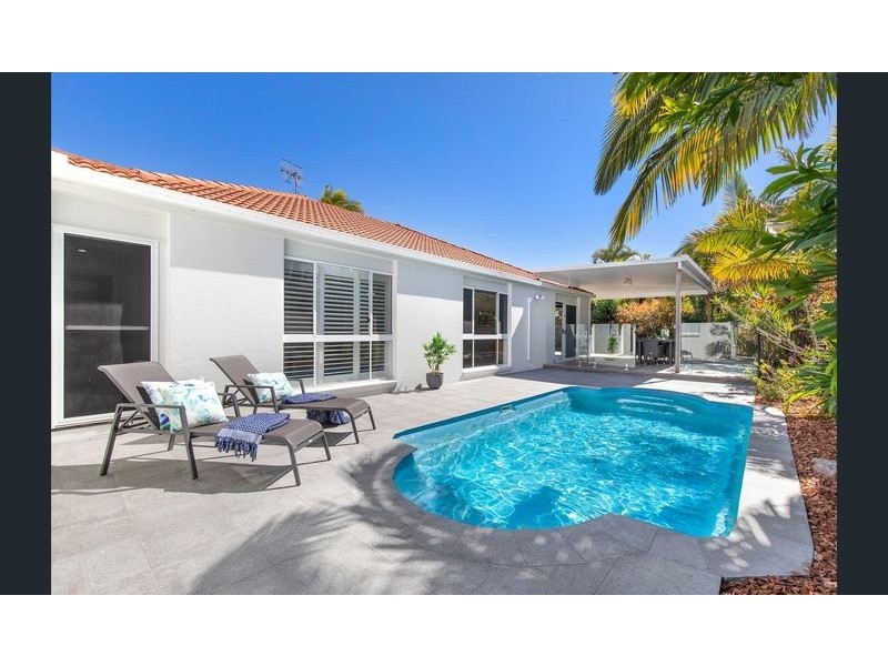 6 Mizzen Crt, Noosa Waters QLD 4566