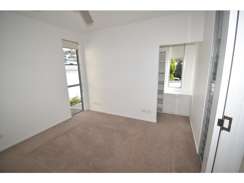 2/36 Ventura Street, Sunrise Beach QLD 4567