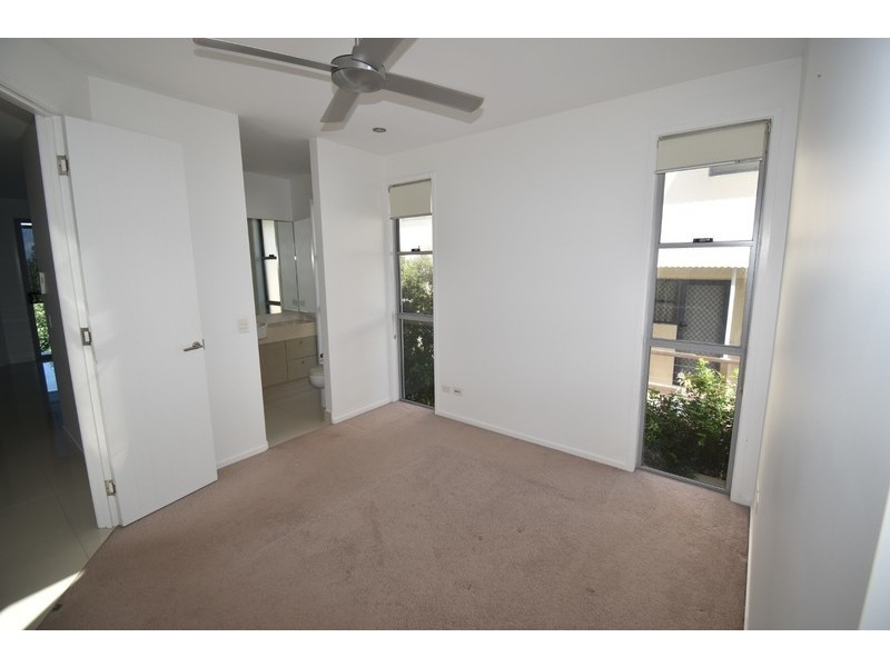 2/36 Ventura Street, Sunrise Beach QLD 4567