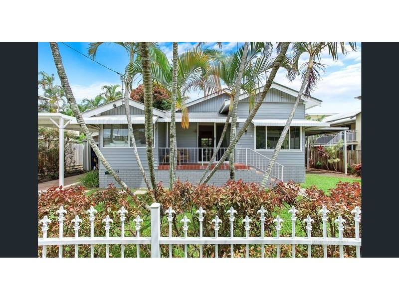 4 Sydney Street, Tewantin QLD 4565