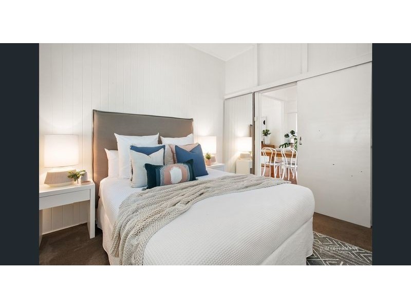 4 Sydney Street, Tewantin QLD 4565