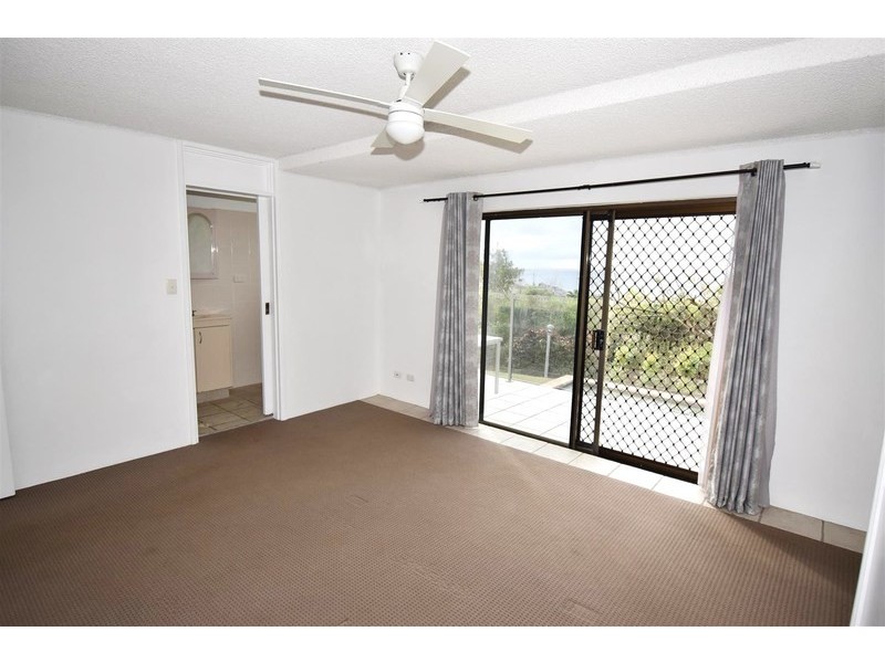 1/24 Ventura Street, Sunrise Beach QLD 4567