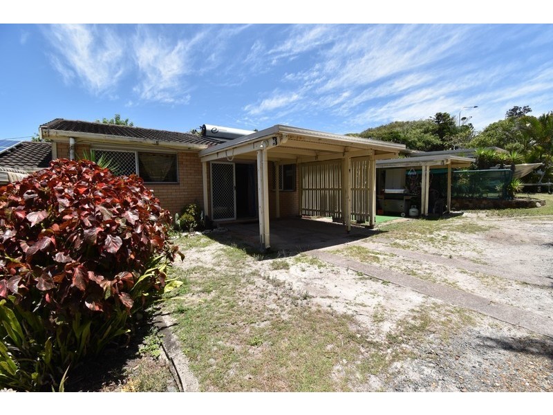 28 Victory Crescent, Sunrise Beach QLD 4567