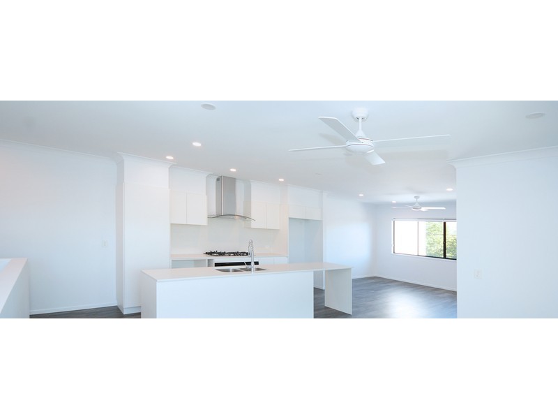 3/42 Poinciana Ave, Tewantin QLD 4565