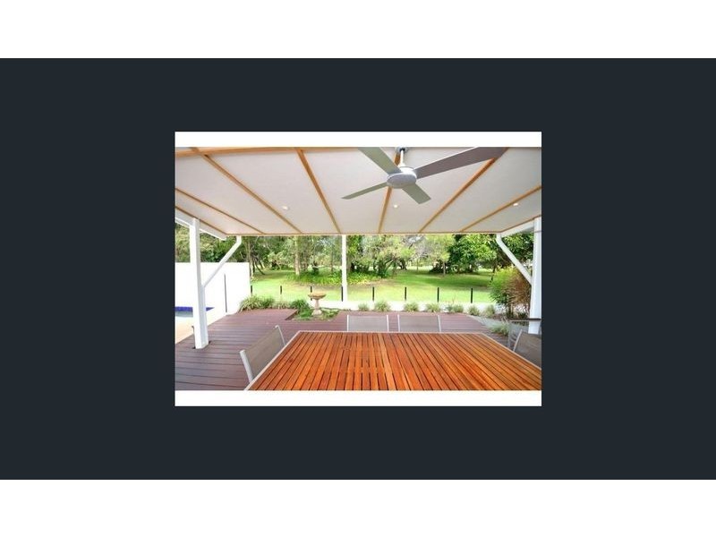 27 Creek Rd, Noosaville QLD 4566