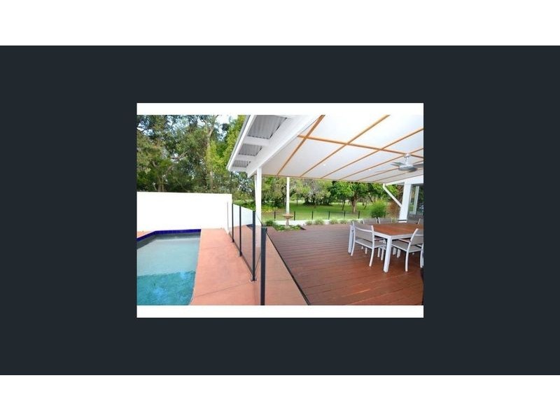 27 Creek Rd, Noosaville QLD 4566