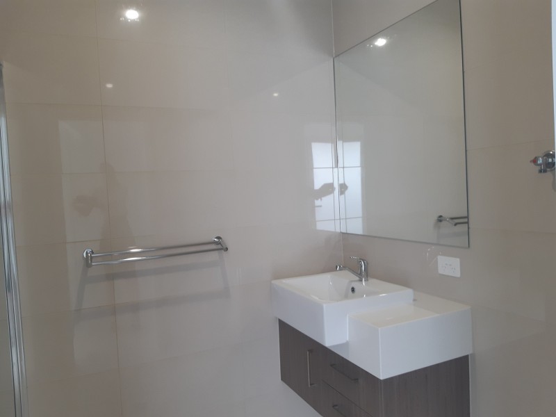 2/11 Kurrajong Circuit, Peregian Springs QLD 4573