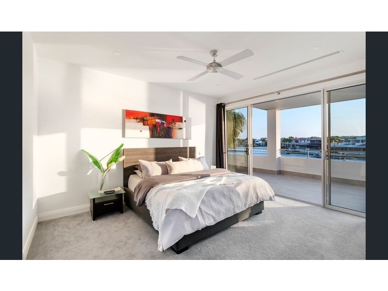 13 Waterside Court, Noosa Waters QLD 4566