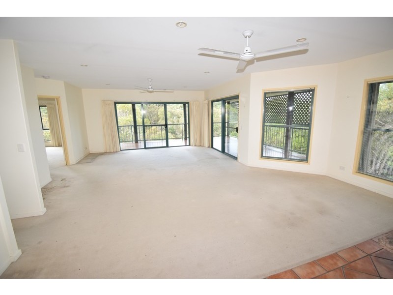 10 Freedom Place, Sunrise Beach QLD 4567