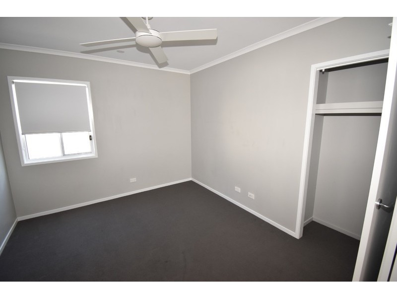 1/12 Grove Boulevard, Mooloolah Valley QLD 4553