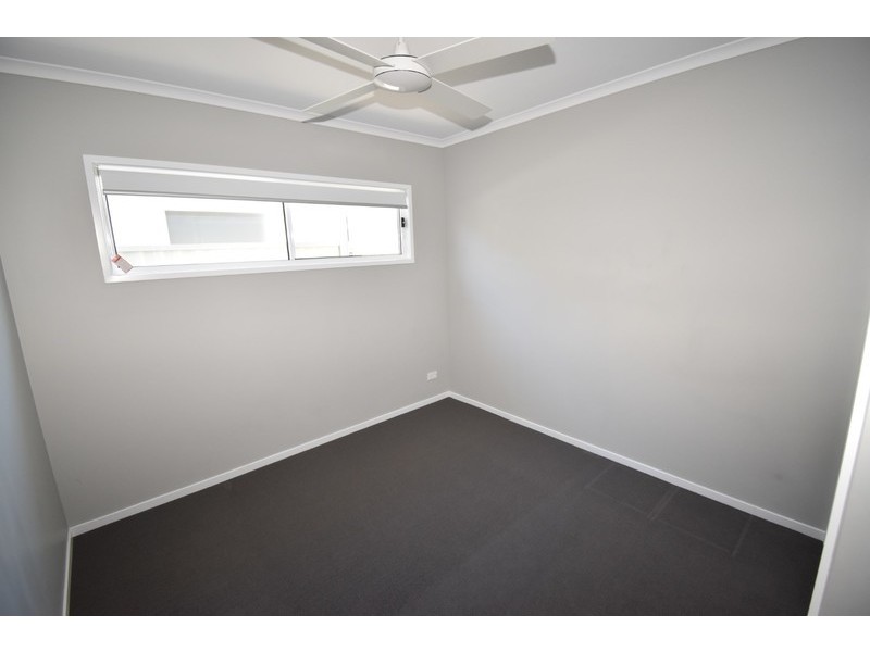 1/12 Grove Boulevard, Mooloolah Valley QLD 4553