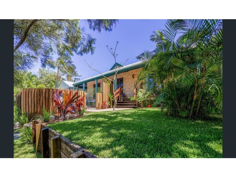 3 Belfa Place, Noosa Heads QLD 4567