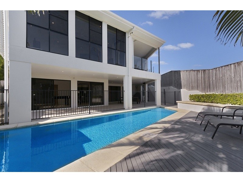 44 Driftwood Drive, Castaways Beach QLD 4567