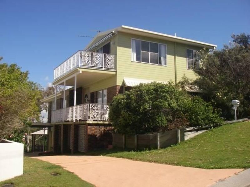 42 Pelican St, Peregian Beach QLD 4573