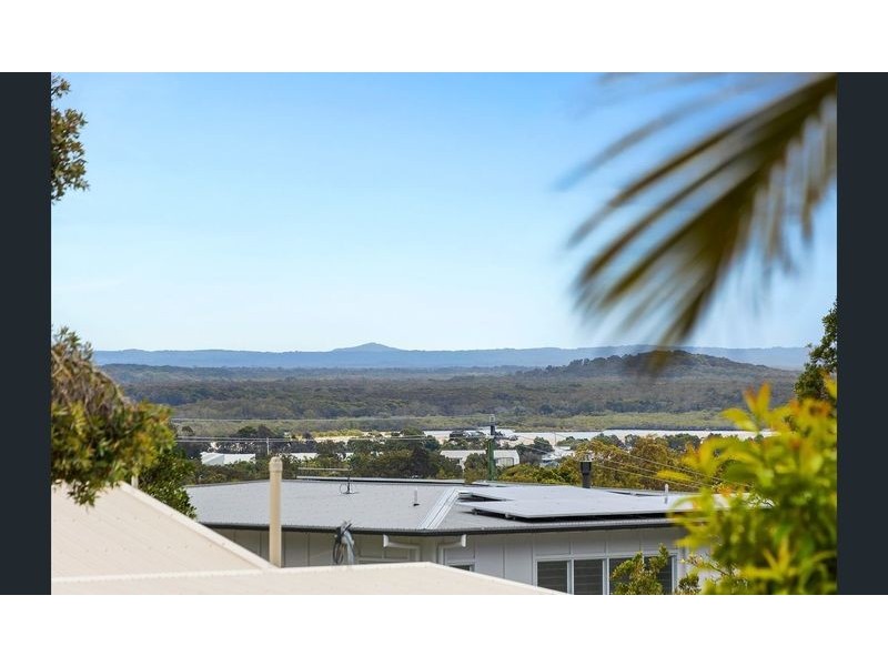 28 Wyona Drive, Noosa Heads QLD 4567