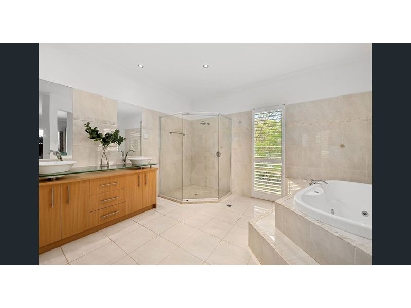 1 Wendoma Crt, Tinbeerwah QLD 4563