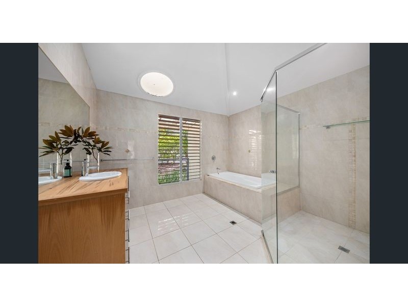 1 Wendoma Crt, Tinbeerwah QLD 4563
