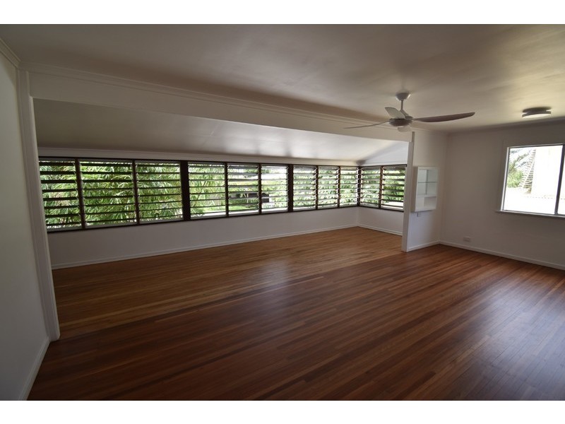 35 Pacific Ave, Sunshine Beach QLD 4567