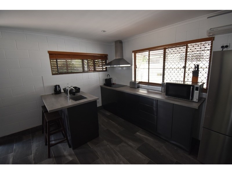 1/29 The Cockleshell, Noosaville QLD 4566