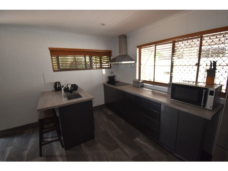 1/29 The Cockleshell, Noosaville QLD 4566