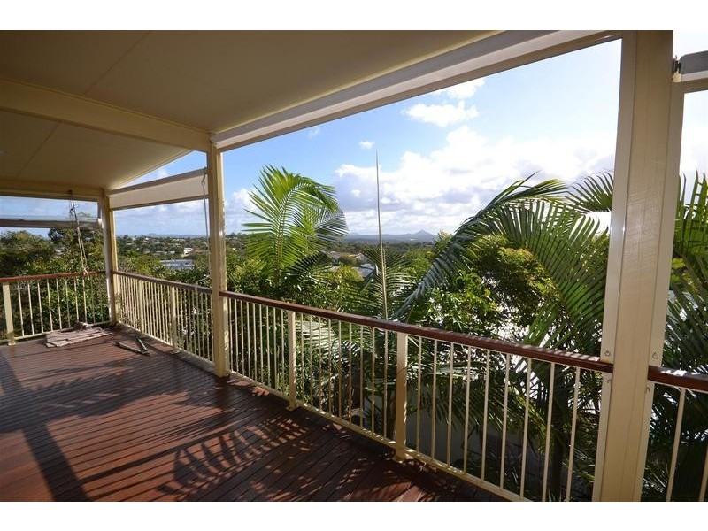 17 Eugarie Street, Noosa Heads QLD 4567