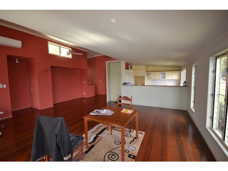 17 Eugarie Street, Noosa Heads QLD 4567