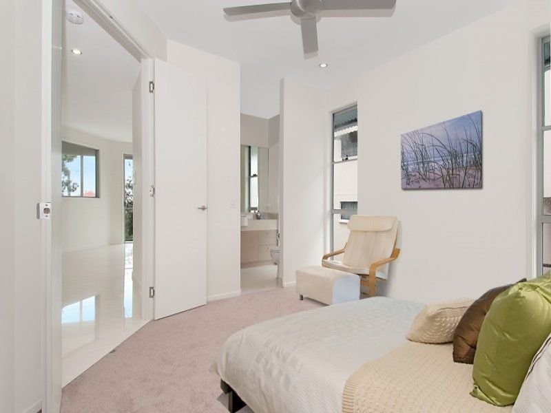 1/36 Ventura Street, Sunrise Beach QLD 4567