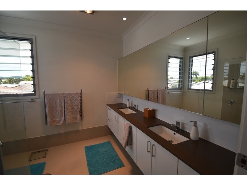 12 Mermaid Quay, Noosa Waters QLD 4566