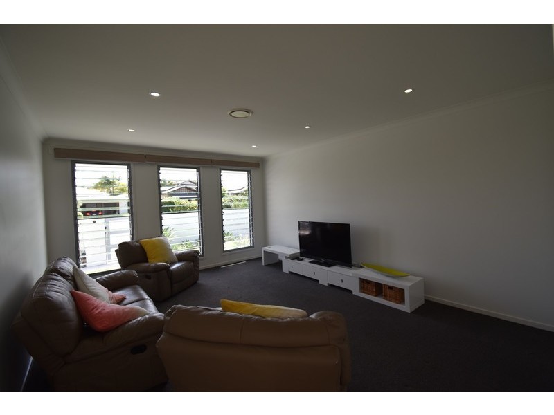 12 Mermaid Quay, Noosa Waters QLD 4566