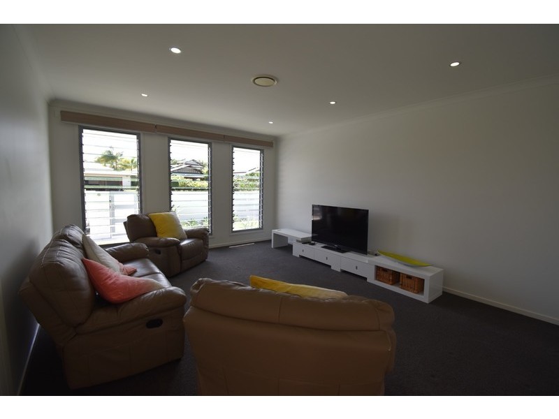 12 Mermaid Quay, Noosa Waters QLD 4566