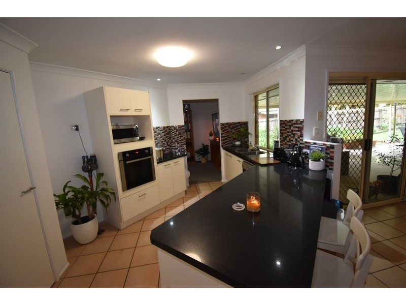 5 Stringybark Crt, Tewantin QLD 4565