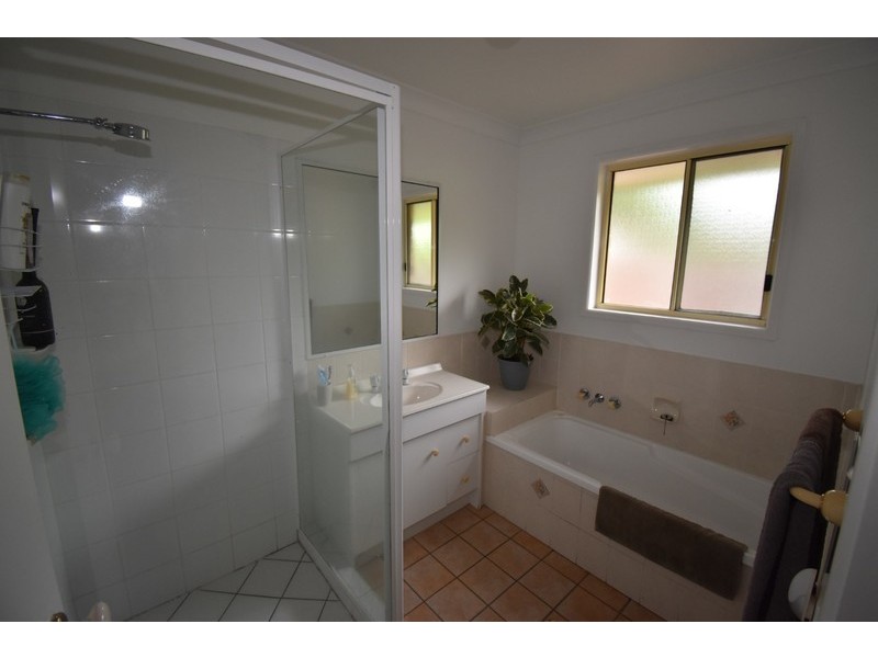 5 Stringybark Crt, Tewantin QLD 4565