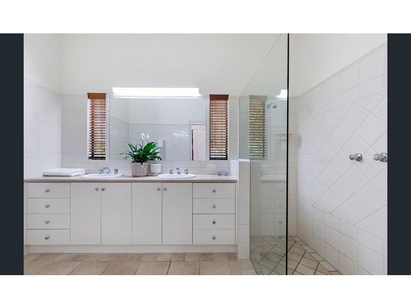 4 Enterprise Street, Sunshine Beach QLD 4567