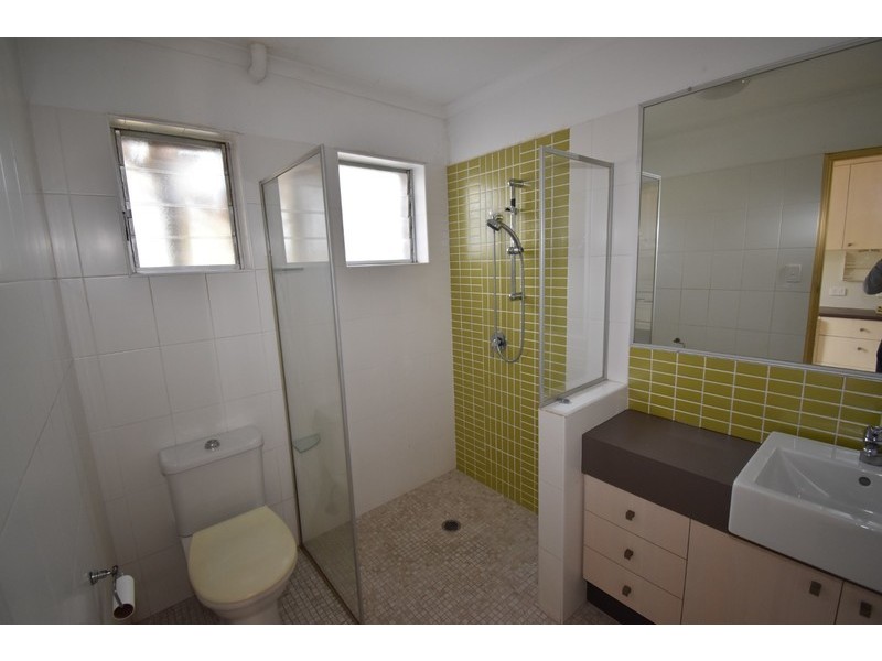 1/15 Russell St, Noosaville QLD 4566