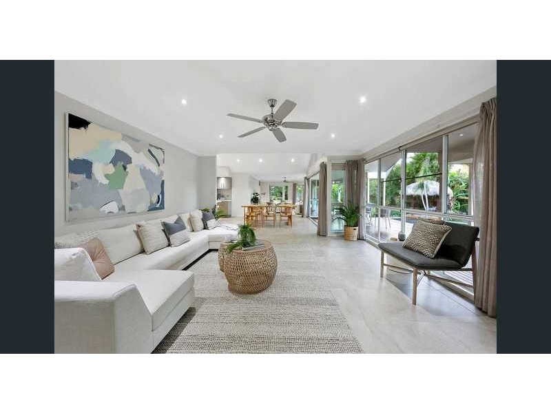 33 Kingsgate Drive, Tinbeerwah QLD 4563