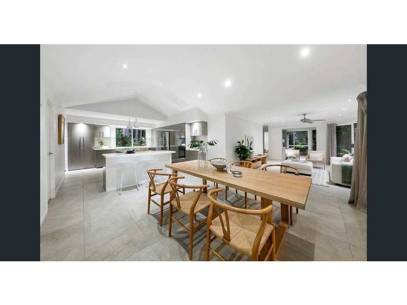 33 Kingsgate Drive, Tinbeerwah QLD 4563