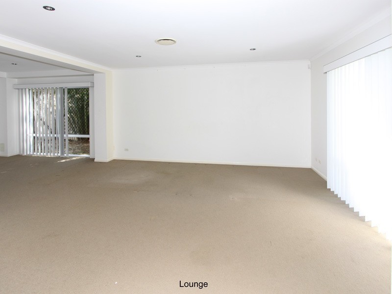 12 Little Mountain Drive, Little Mountain QLD 4551