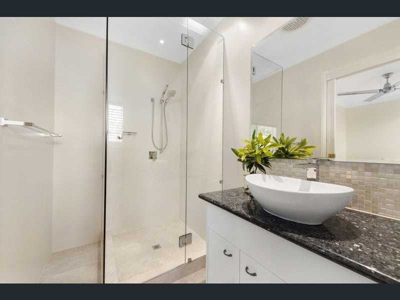 24 Regatta Circ, Noosaville QLD 4566