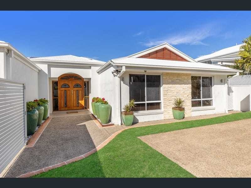24 Regatta Circ, Noosaville QLD 4566