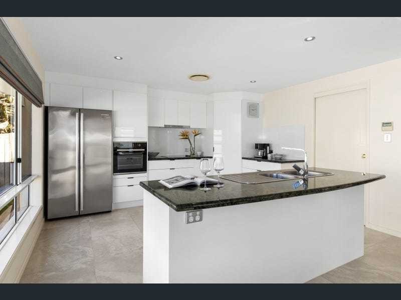 24 Regatta Circ, Noosaville QLD 4566