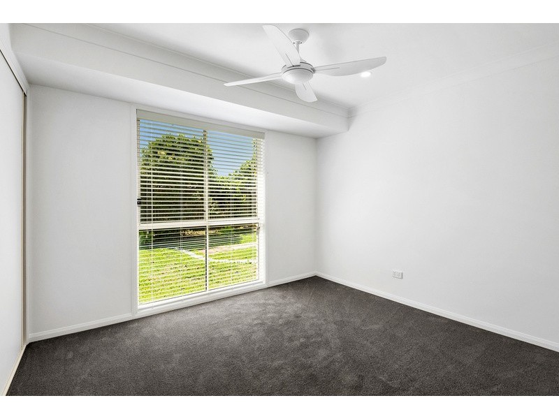 10 Lang Street, Pelican Waters QLD 4551